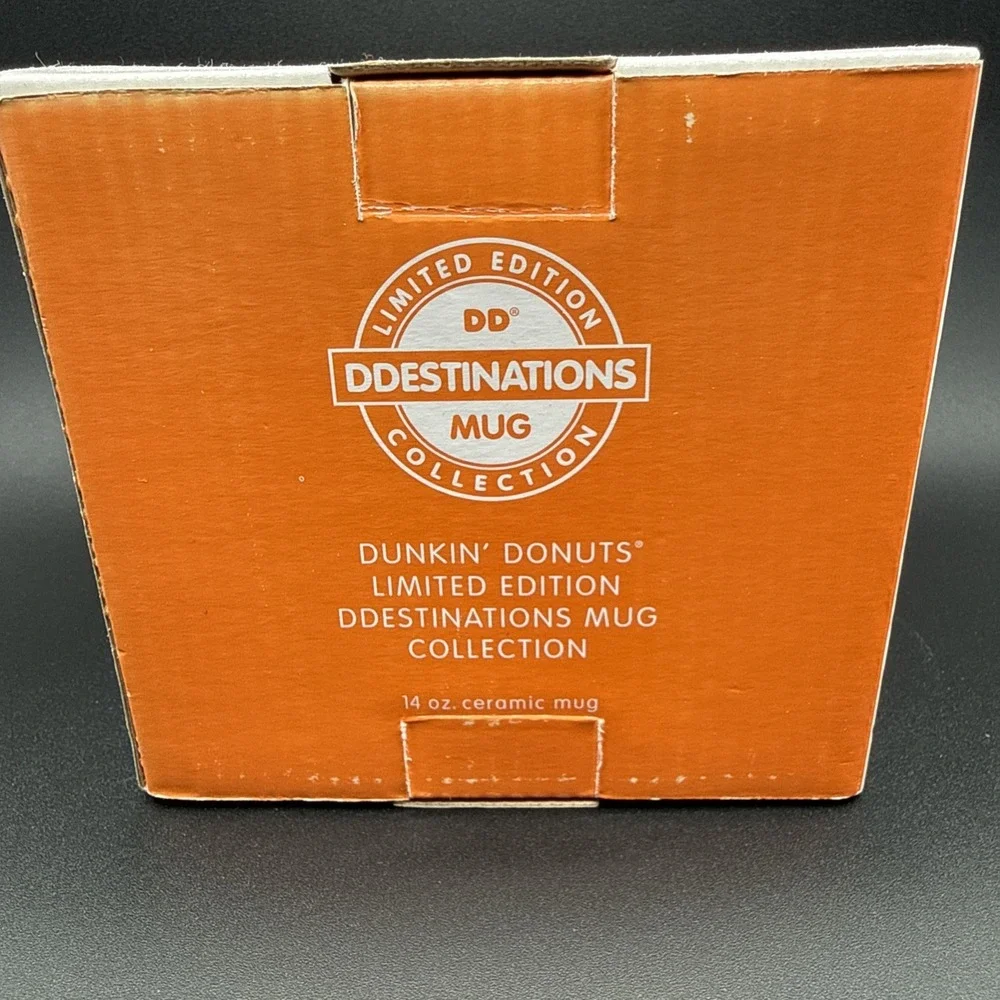 Dunkin' Donuts Georgia Destinations Mug Runs On Dunkin' - 2013 NIB